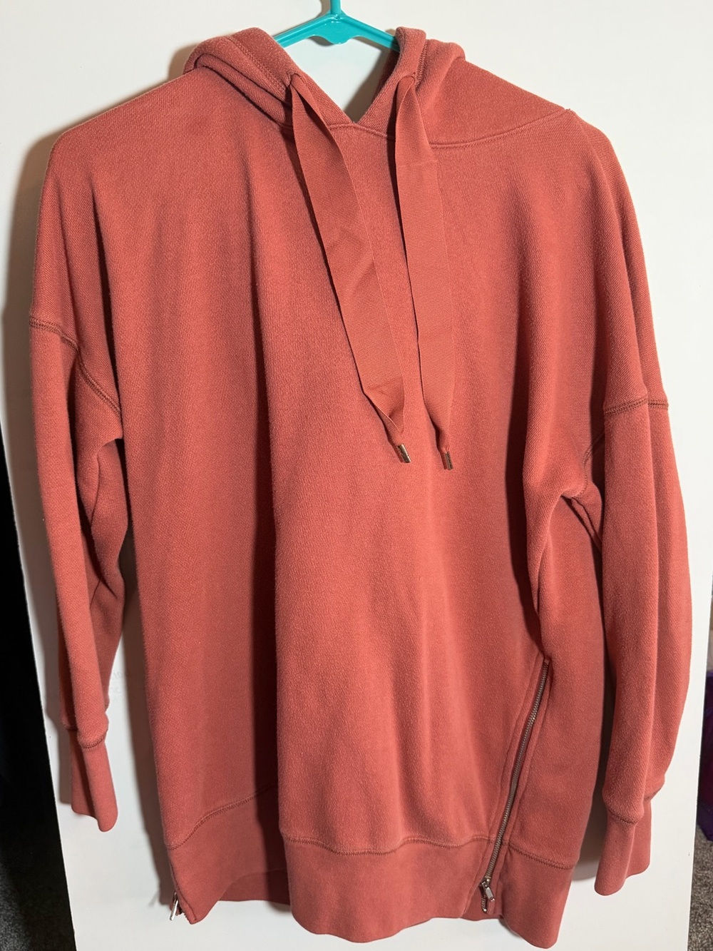 aerie rust-colored pullover hoodie